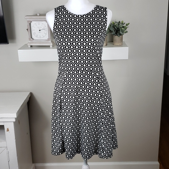 H&M Dresses & Skirts - H&M Sleeveless Fit and Flare Open Back Dress